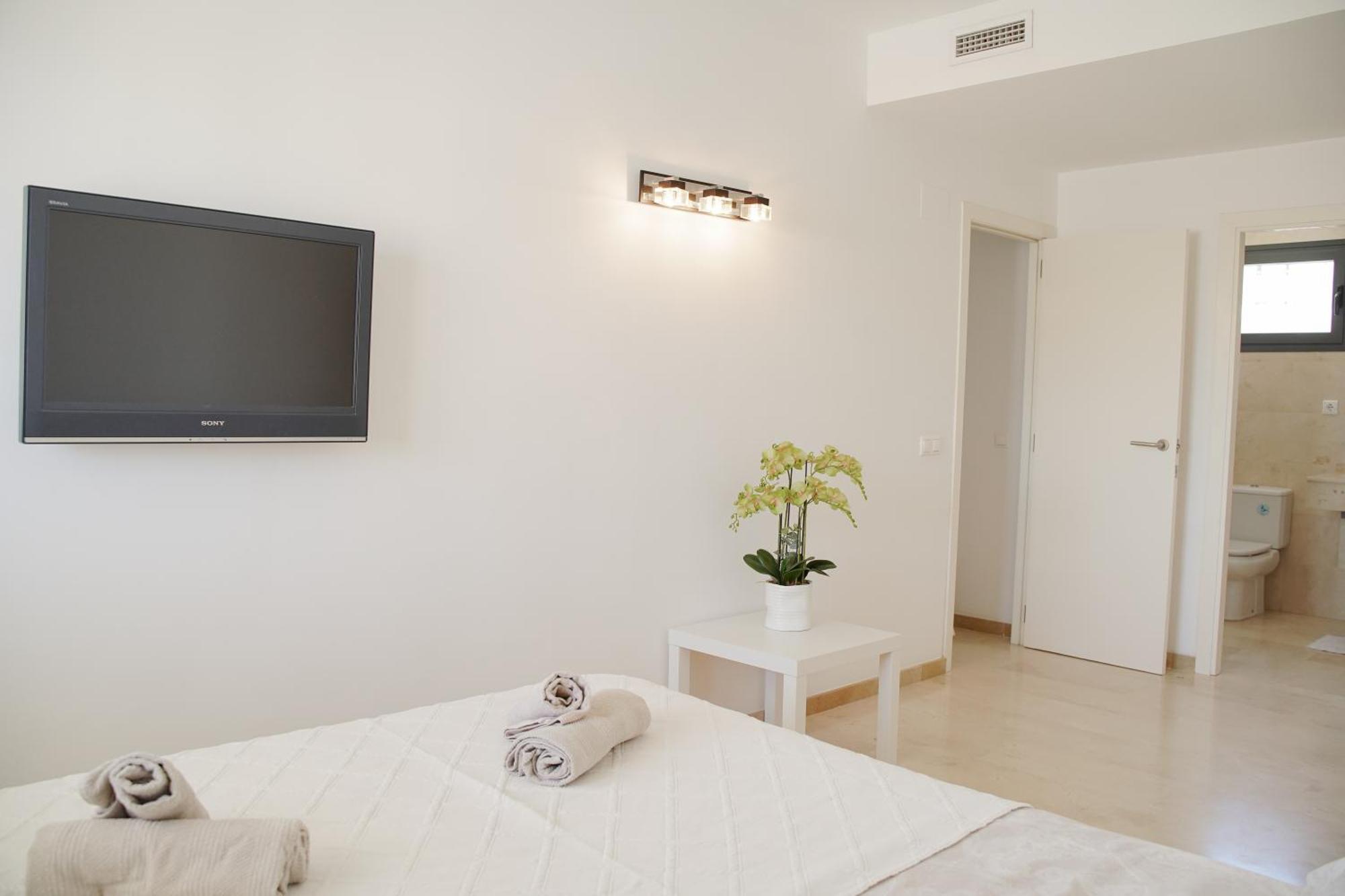 Amplio Apartamento Con Vistas A La Playa Apartment Бенидорм Екстериор снимка