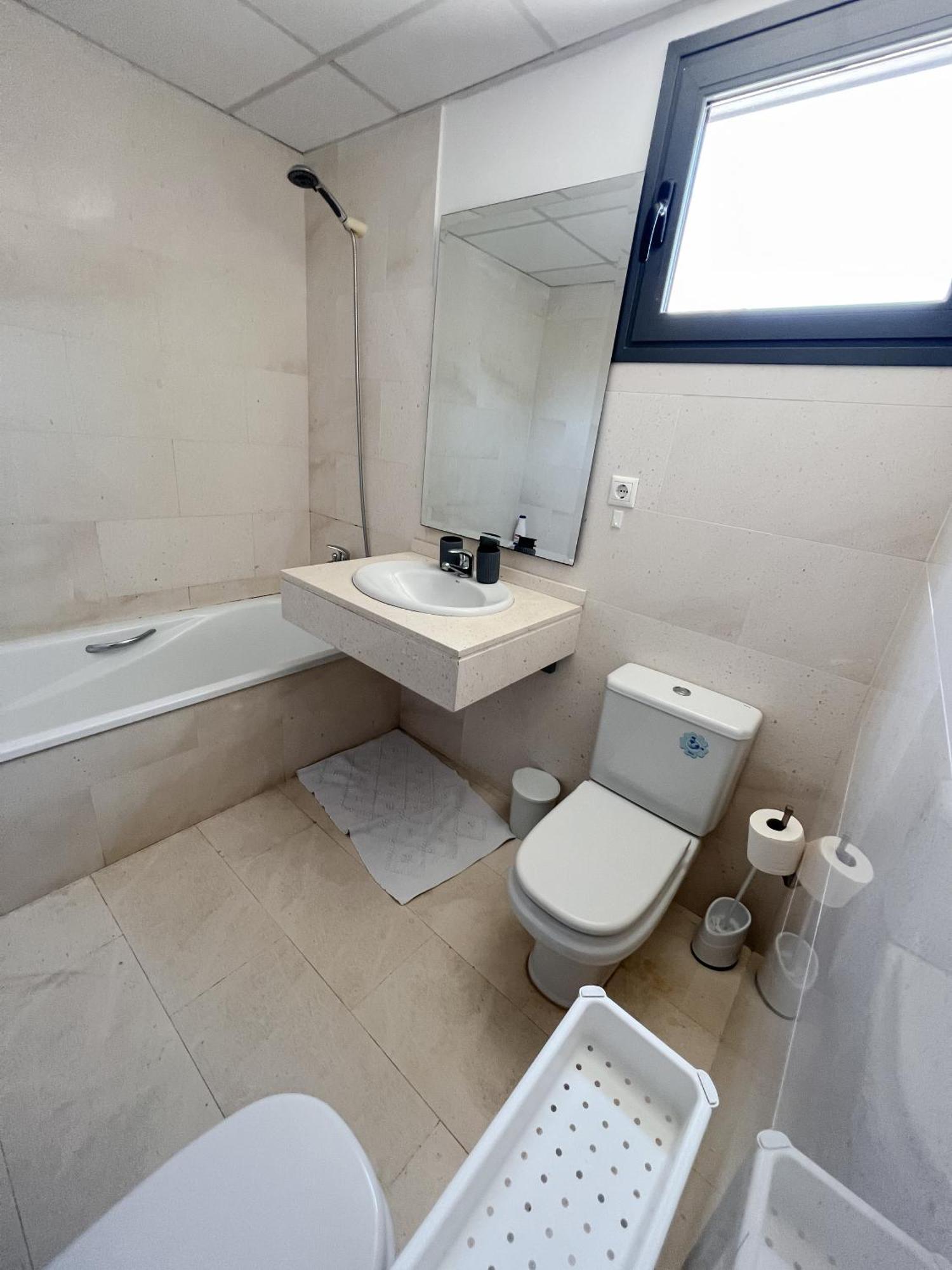 Amplio Apartamento Con Vistas A La Playa Apartment Бенидорм Екстериор снимка